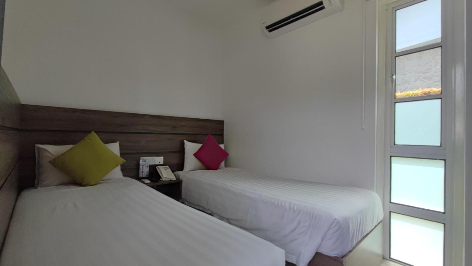 Solesor Kampong Beach Resort พอร์ตดิ๊กสัน ภายนอก รูปภาพ